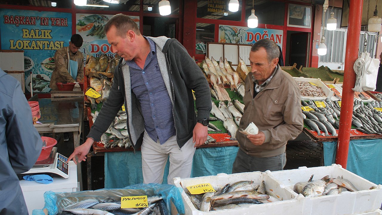 Taze Balıklar Reyonlardaki Yerini Aldı