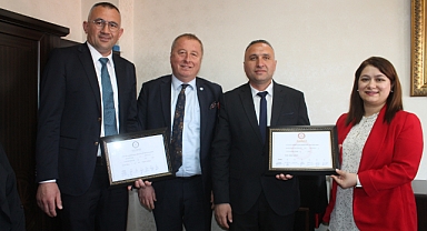 Çay Belediye Başkanı Yaşar Kemal Kantartopu Mazbatasını Aldı