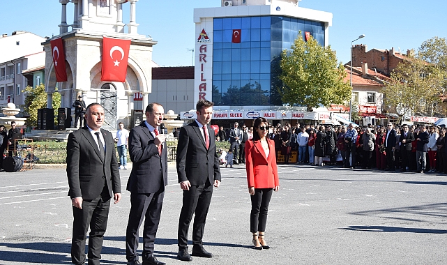Çay’da Cumhuriyet Bayramı Coşkuyla Kutlandı