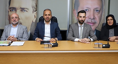 Gültekin, Ak Parti Afyon'da Başarılı İsimlere Gümüş Rozet Taktı