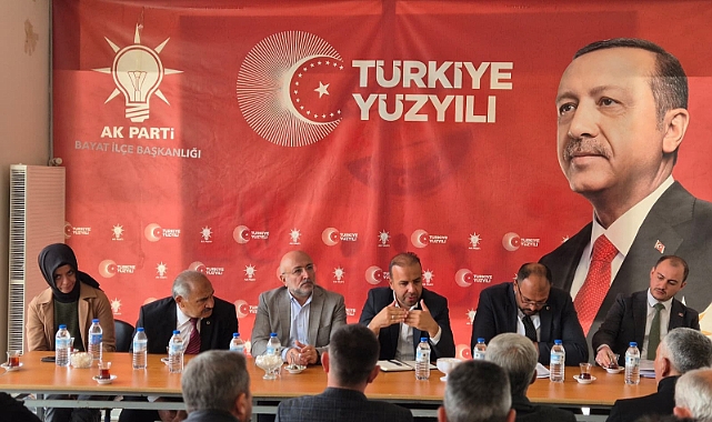 Gültekin, Ak Parti Afyon'da Başarılı İsimlere Gümüş Rozet Taktı