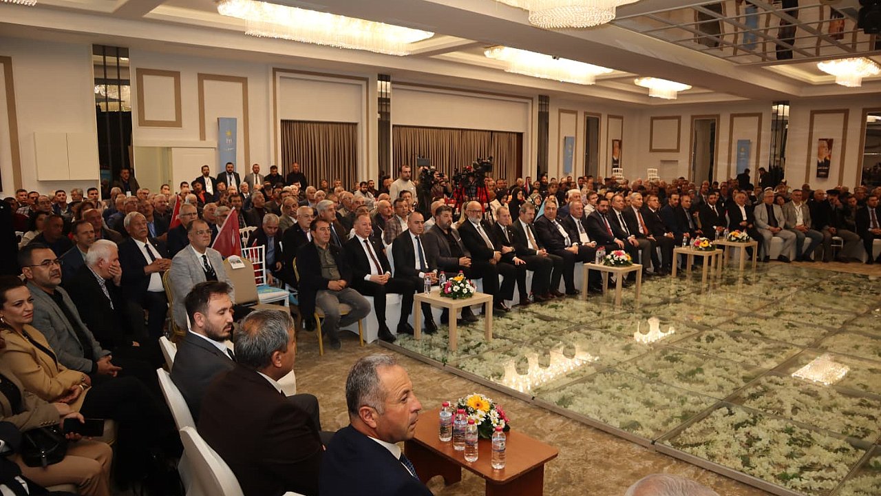 İyi Partide Mısırlıoğlu Güven Tazeledi