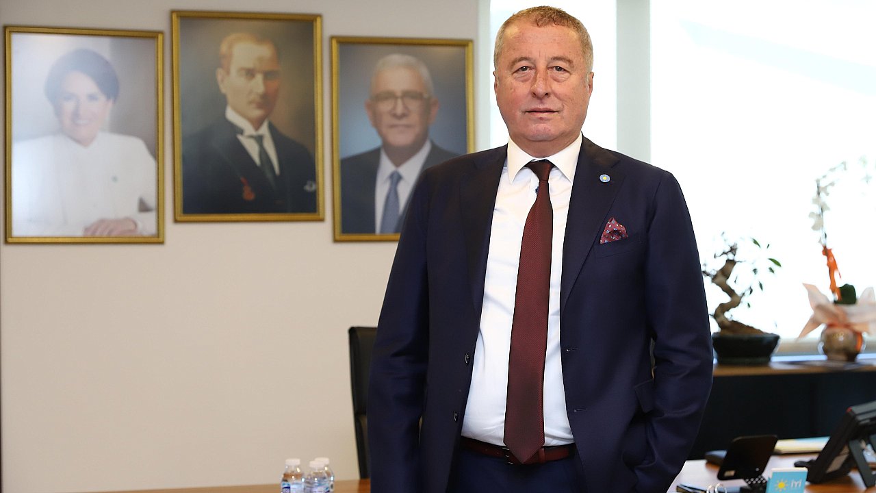 Milletvekili Olgun; Öğretmenlerimiz, umudu yeşerten, büyüten ve geleceğe taşıyan en kıymetli emanetçilerimizdir.”