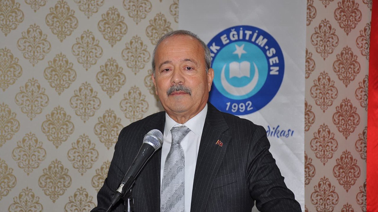 Milliyetçi Hareket Partisi Afyonkarahisar Milletvekili Mehmet Taytak hafta sonu ilimizde bir dizi ziyaret ve programlara katıldı.