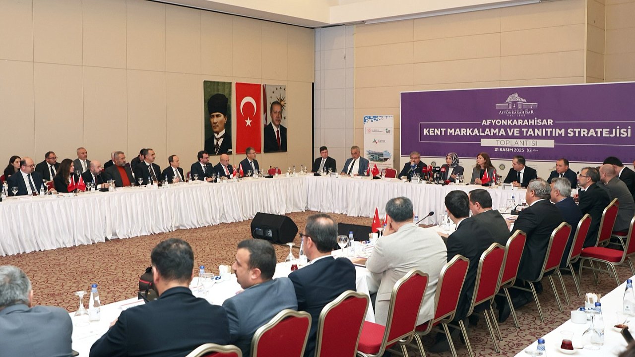 Vali Yiğitbaşı, “Afyonkarahisar’ı sadece geçilen değil, gelinen ve keşfedilen bir şehir haline getirmek için çalışıyoruz.