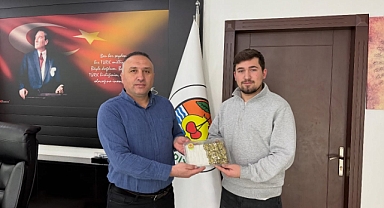 Afyon'un Meşhur Kaymak Şekeri Çay'da Üretiliyor