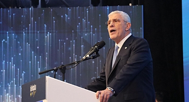 İYİ Parti Genel Başkanı Dervişoğlu Yeniden Genel Başkan Seçildi