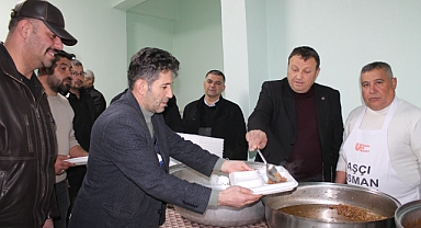 Karacaören Belediyesi İftar Yemeği Verdi