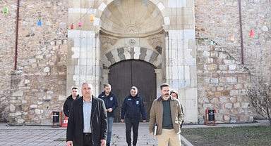 Tarihi Taşhan’da Restorasyon Süreci Başladı