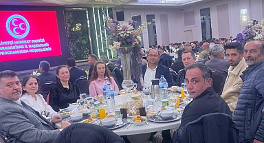 MHP Afyonkarahisar İl Başkanlığı Uydukent'te iftar programı düzenledi