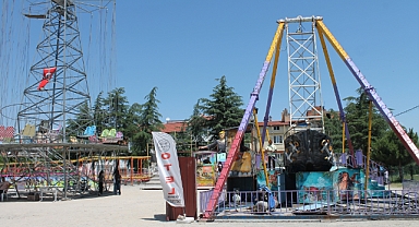 Çay'da Yıllar Sonra Lunapark Heyecanı