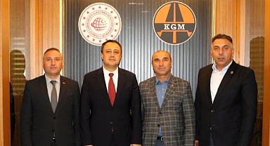 Çay İçin Yollara Düştüler