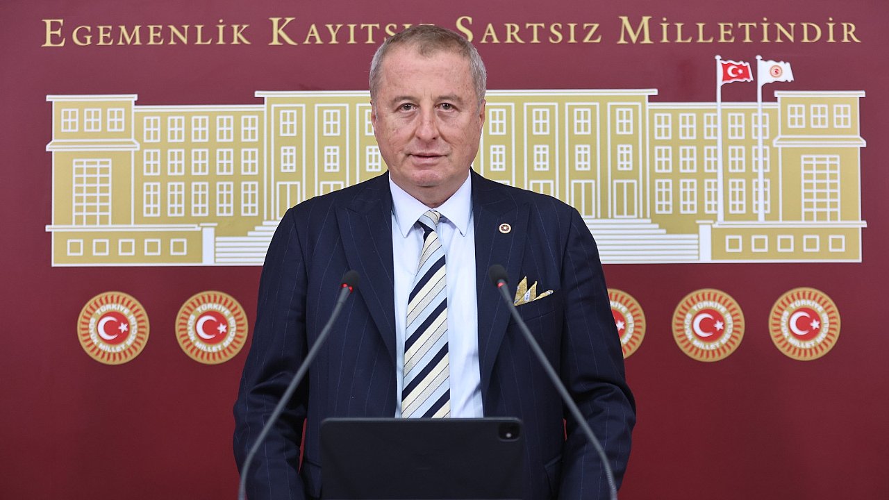 “Gençlerimizin Emeği ve Hayalleri Başarıyla Taçlansın”