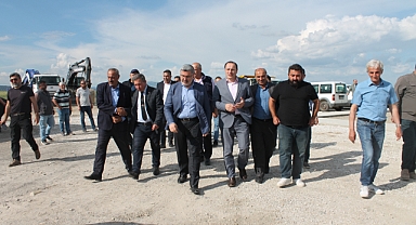 Milletvekili Ali Özkaya Şantiyede İncelemelerde Bulundu
