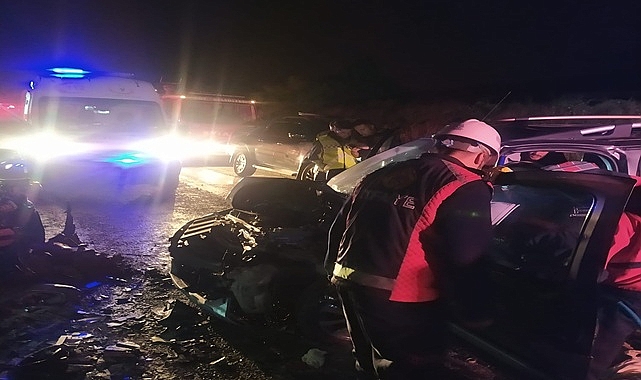 Çayda Trafik Kazası 2 Ölü 4 Yaralı
